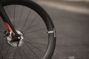 Enve SES Tyres Action 1