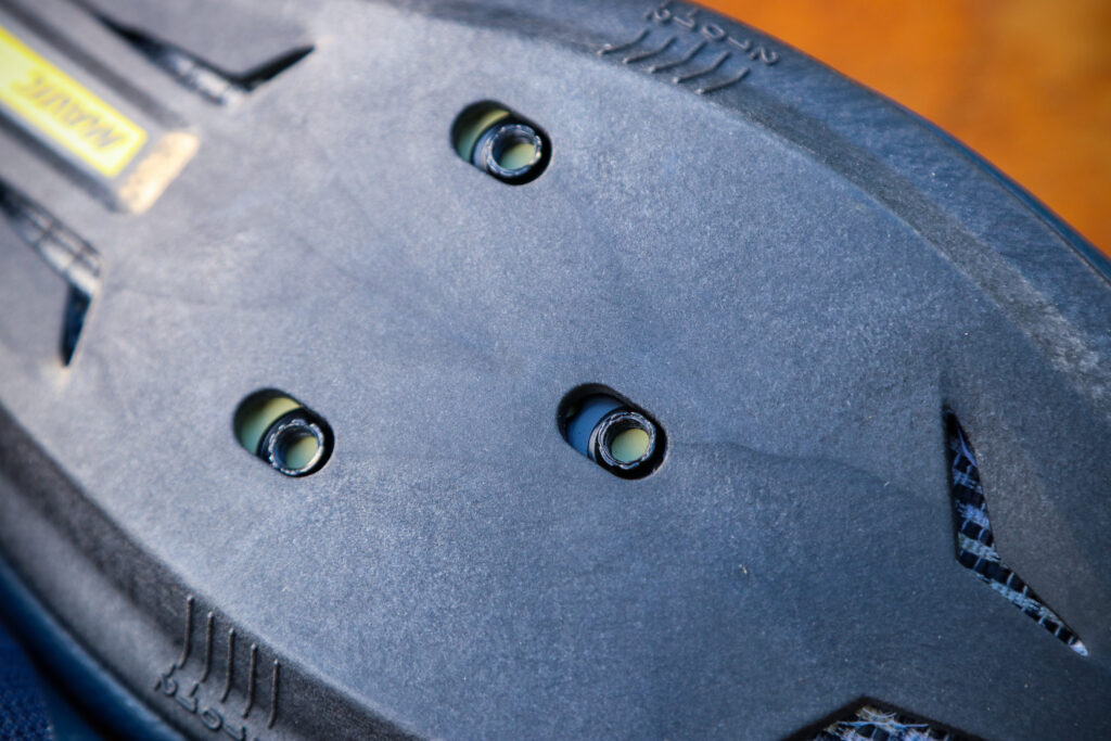 2020 Mavic Cosmic Elite SL shoe – sole detail.jpg