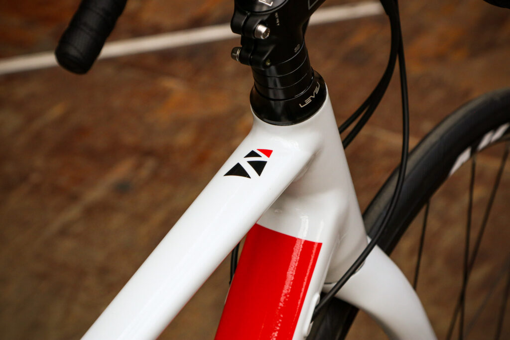 2021 Ribble Endurance AL Disc – top tube.jpg