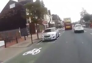 Hull cycle lane