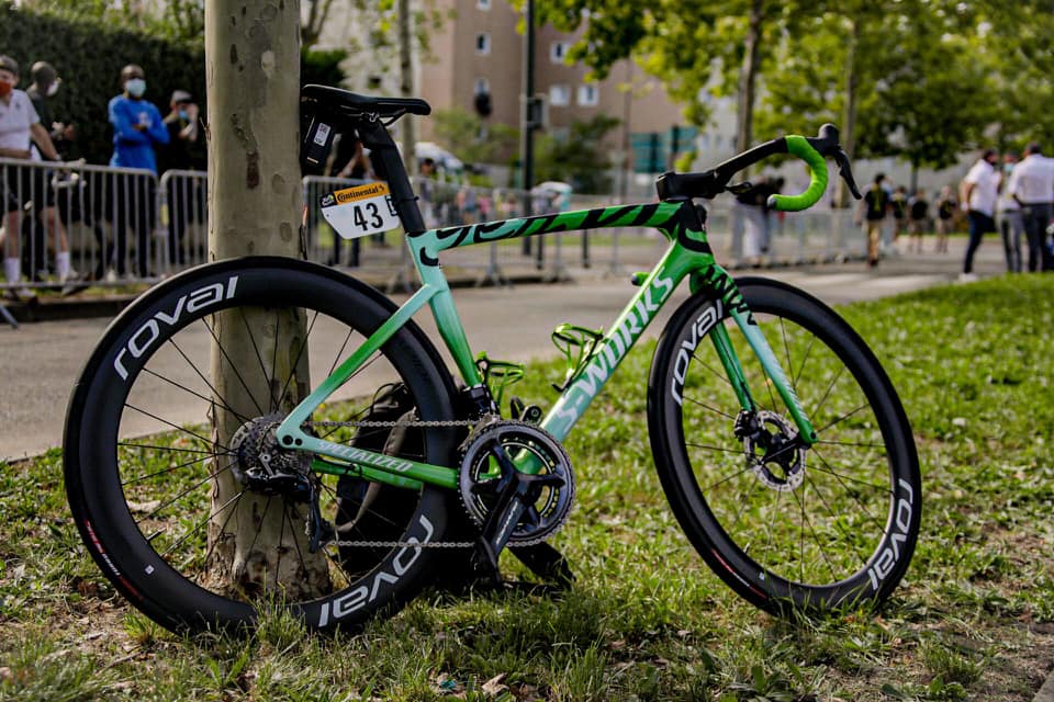 Sam Bennett Green Jersey Tarmac SL7 via Wout Beel