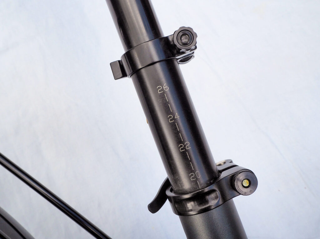 2020 Circe Cycles Eos Tandem – rear seatpost.jpg