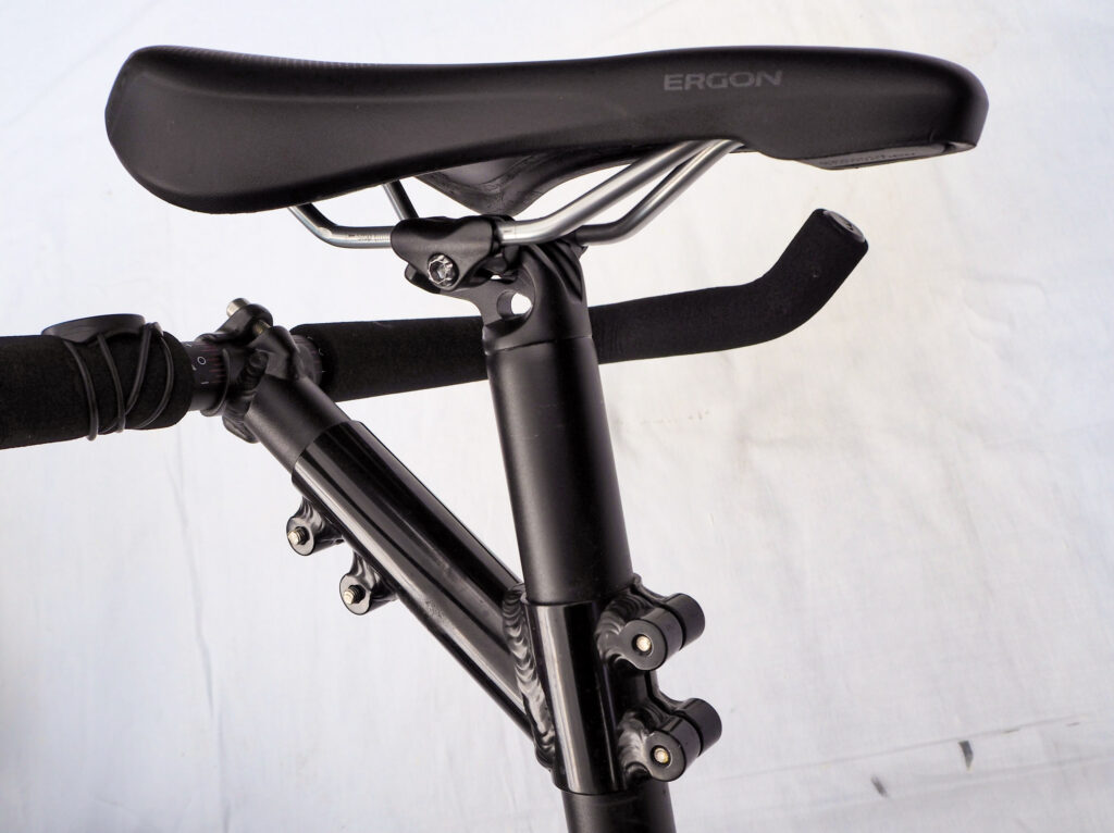 2020 Circe Cycles Eos Tandem – stoker bar and stem.jpg