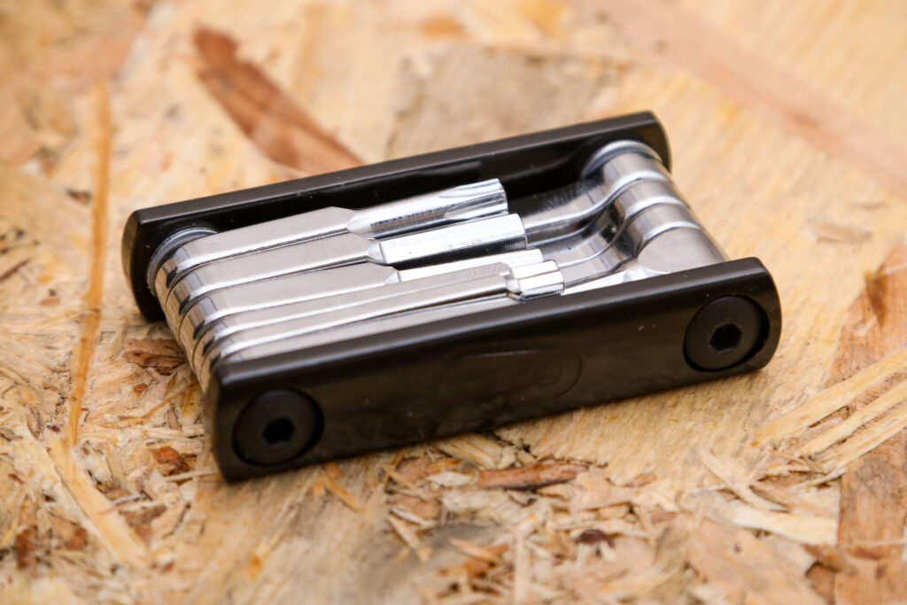 2020 Crankbrothers F15 multitool 4.jpg