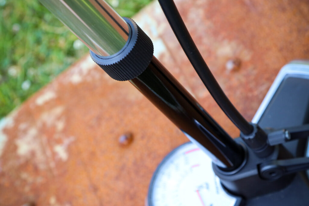 2020 Giant Control Tower Boost track pump – shaft.jpg