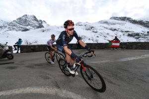 2020 Giro d’Italia Geoghegan Hart Bike Credit Ineos Grenadiers 1