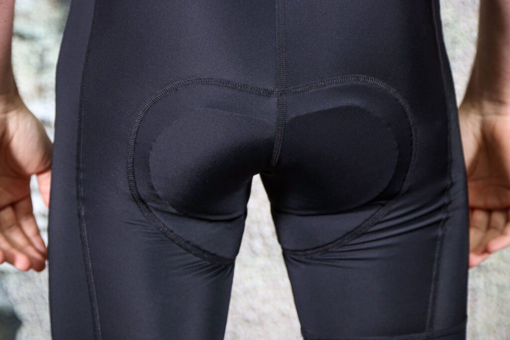 2020 Rapha Pro Team Crit Suit – shorts back.jpg