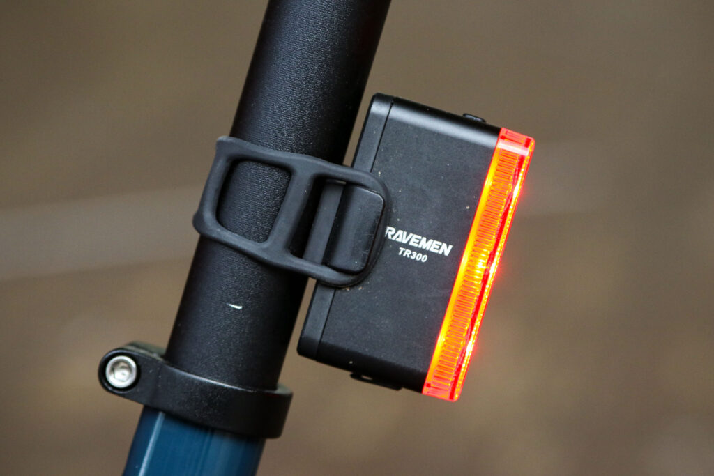 2020 Ravemen TR300 USB Rechargeable Rear Light 3.jpg