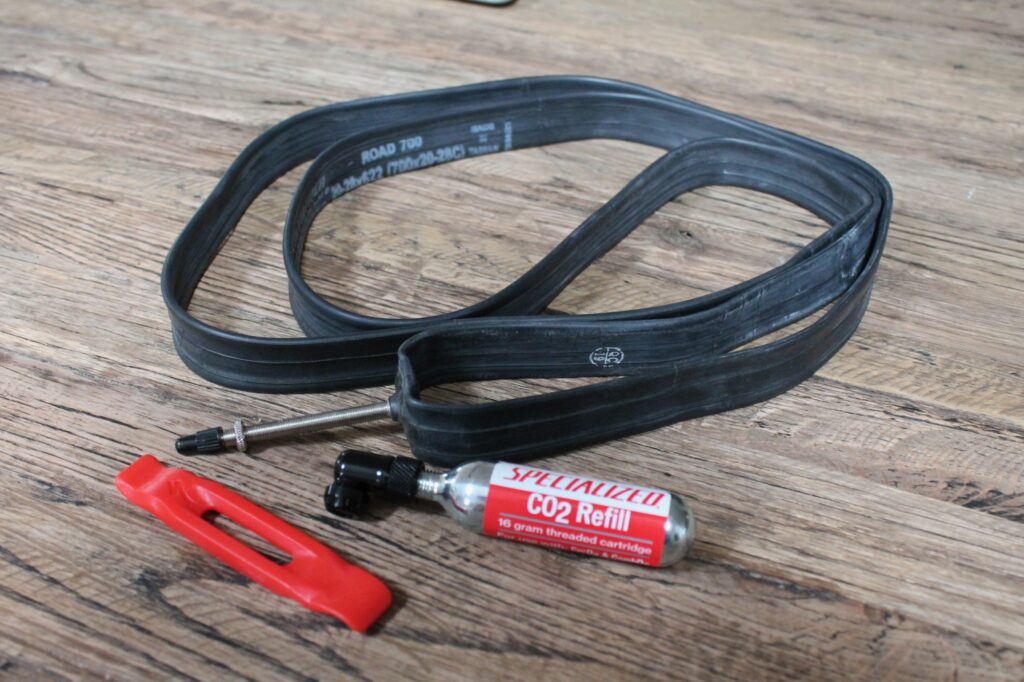 2020 Specialized Road Tube Spool With Tube And Cartridge – open – 1.jpg