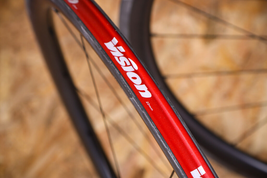 2020 Vision SC 40 Wheelset – rim bed.jpg