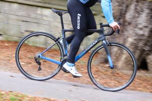2021 Boardman SLR 8.9 Carbon - riding 1.jpg