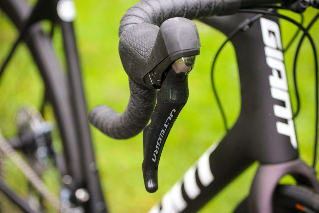 2021 Giant TCR Advanced Pro 1 Disc – lever.jpg