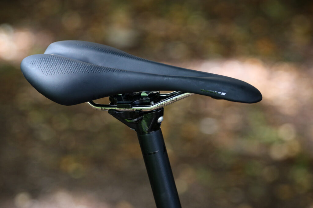 2021 Vitus Energie Evo – saddle.jpg