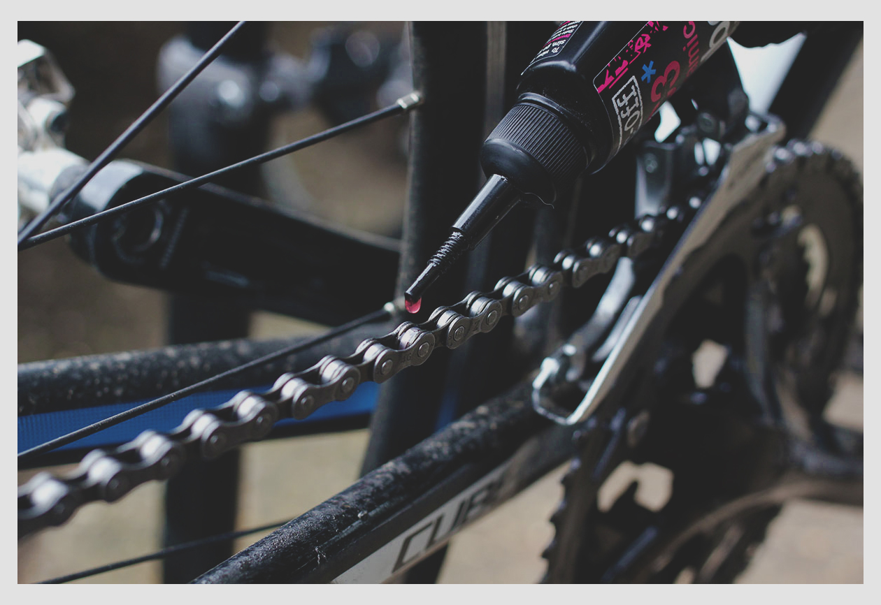 How to clean and lube your chain - Apply Lube