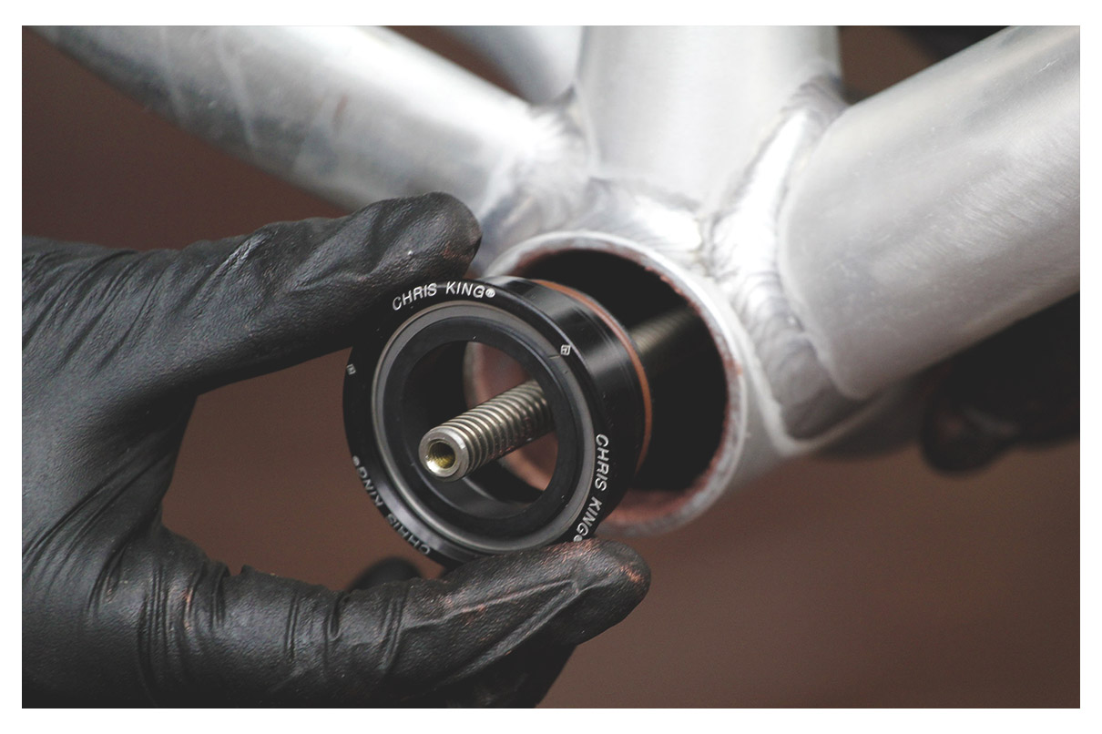 presenting drive side bearing to bb shell