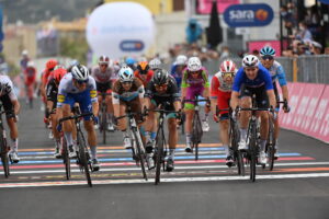 Stage 4 finish, 2020 Giro, Lapresse