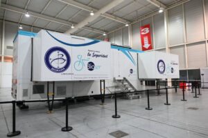 Vuelta Mobile COVID-19 lab