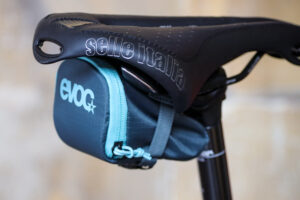 2020 Evoc Seat Bag 0.3 L - on bike side.jpg