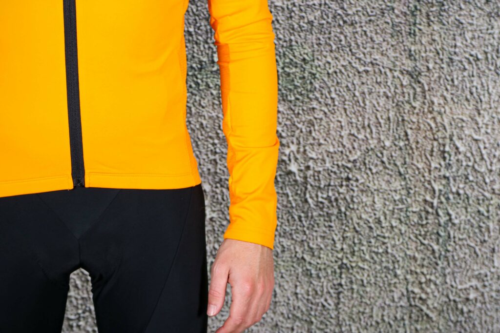 2020 Gore C5 Thermo Jersey – cuff.jpg