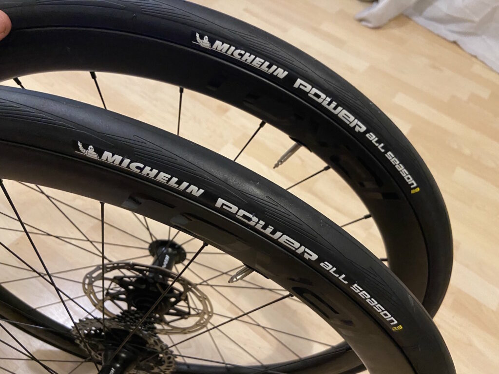 2020 Michelin Tyre Power All Season 700 x 28.jpg