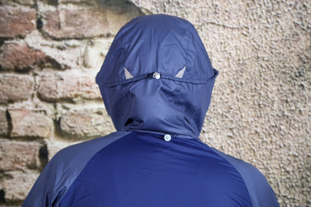 2020 Paramo Alize Windproof Jacket – hood back.jpg