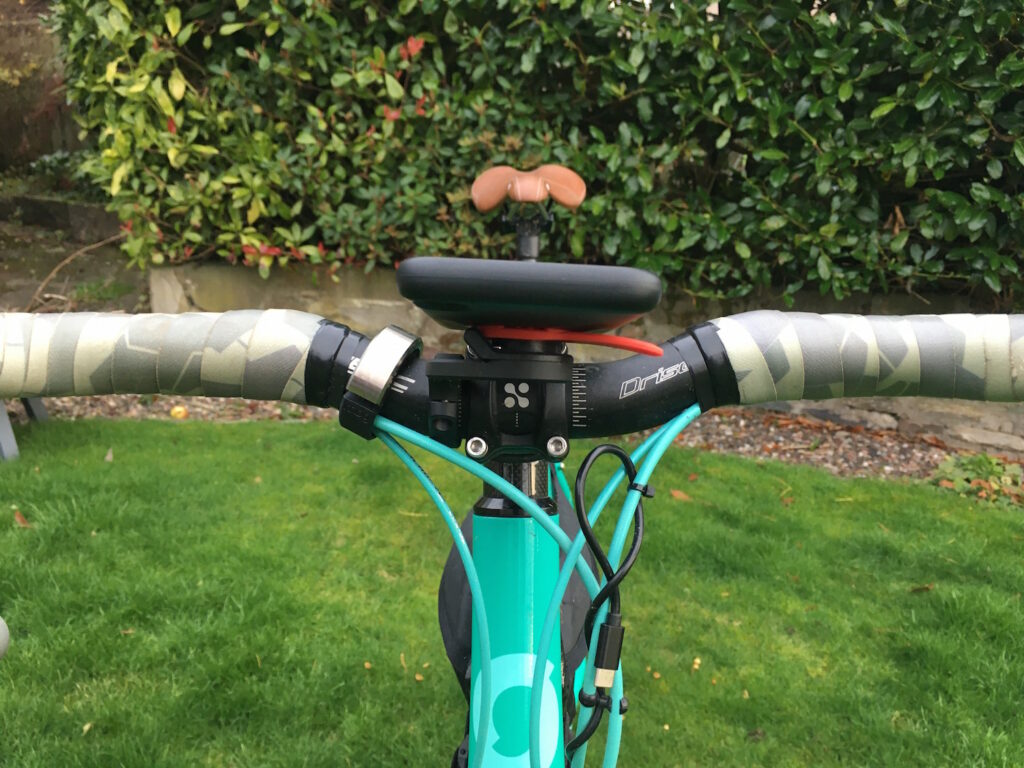 2020 Quad Lock Out Front Mount Pro fitted1.JPG