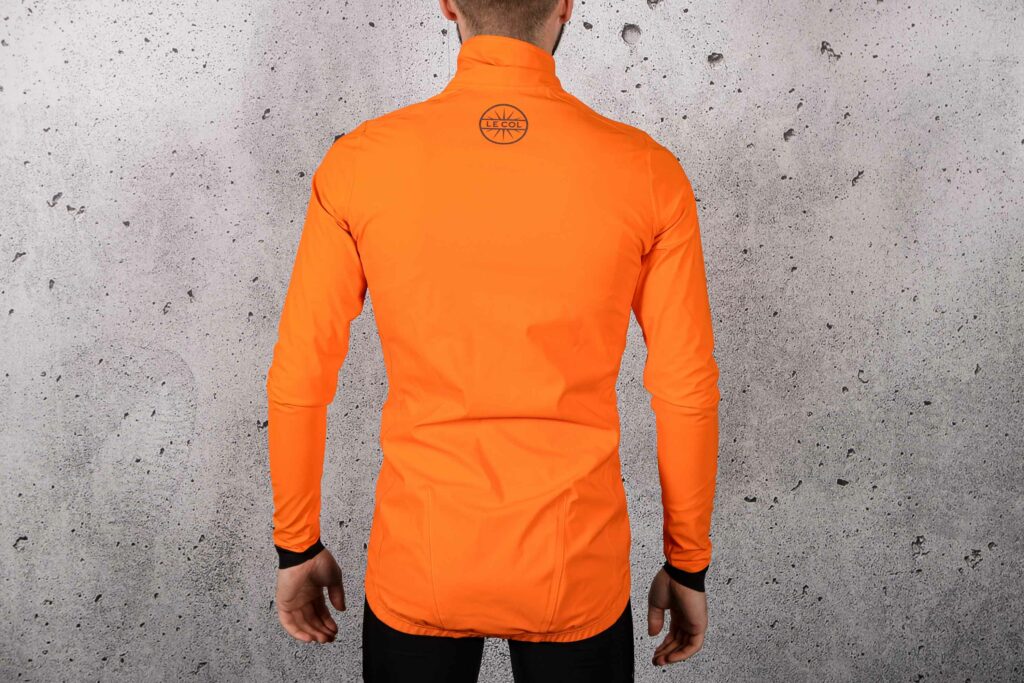 2021 Le Col Pro Rain Jacket – back.jpg