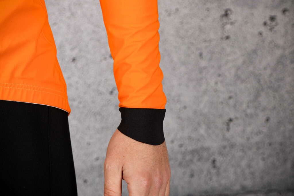 2021 Le Col Pro Rain Jacket – cuff.jpg