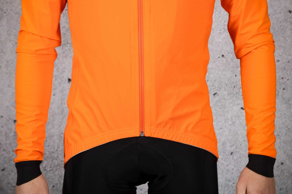 2021 Le Col Pro Rain Jacket – hem.jpg