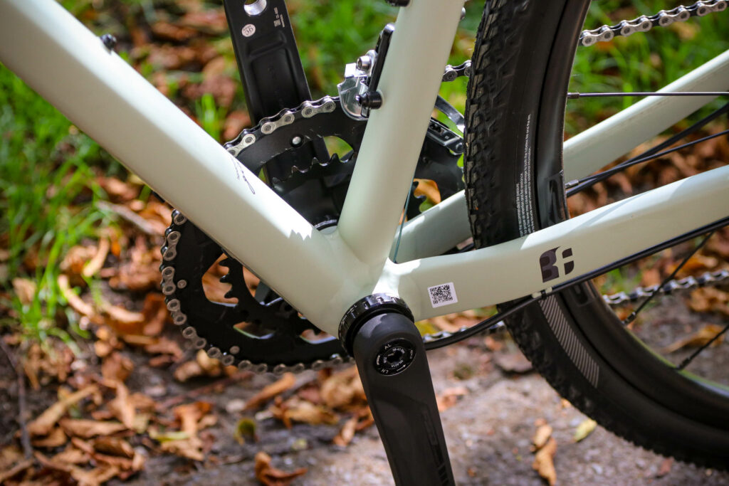 2021 Liv Devote 1 – bottom bracket.jpg