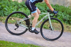 2021 Liv Devote 1 - riding 1.jpg