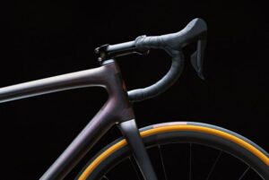 Could this be the new Shimano Dura-Ace 9200 dual control lever?
