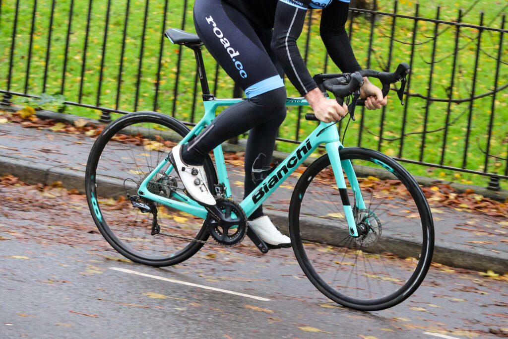 Bianchi Infinito XE – riding 1.jpg