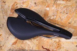 2020 Liv Alacra SL saddle.jpg