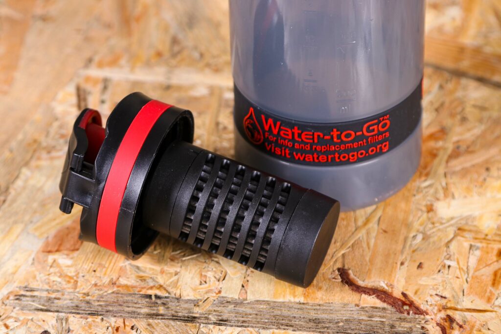 2020 Water-to-Go Active bottle – filter.jpg