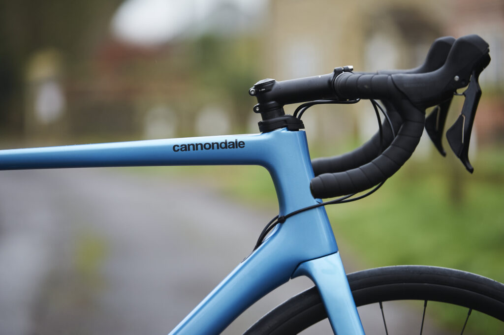 2021 Cannondale SuperSix Evo Carbon Disc 105 – head tube.jpg