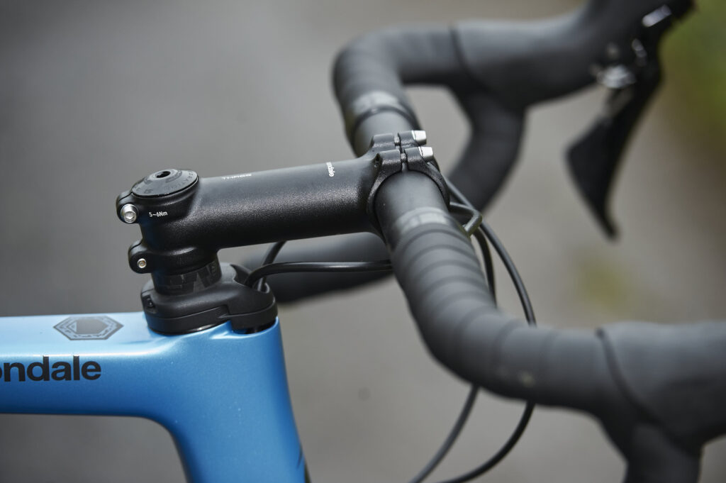 2021 Cannondale SuperSix Evo Carbon Disc 105 – stem.jpg