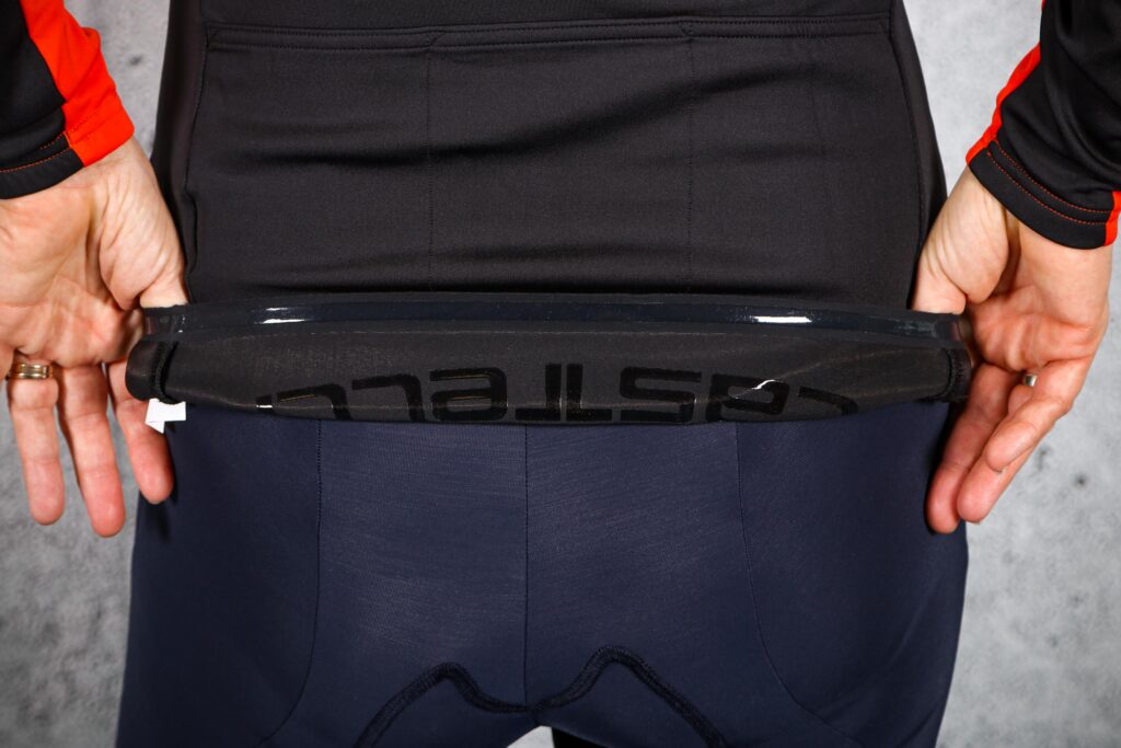 2021 Castelli Alpha RoS 2 Light Women’s Jacket – gripper.jpg