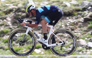2021 Cinelli Pressure action – 3.jpeg