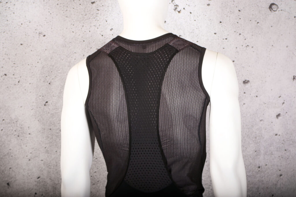 2021 Gore C5 Thermo Bib Tight – straps back.jpg