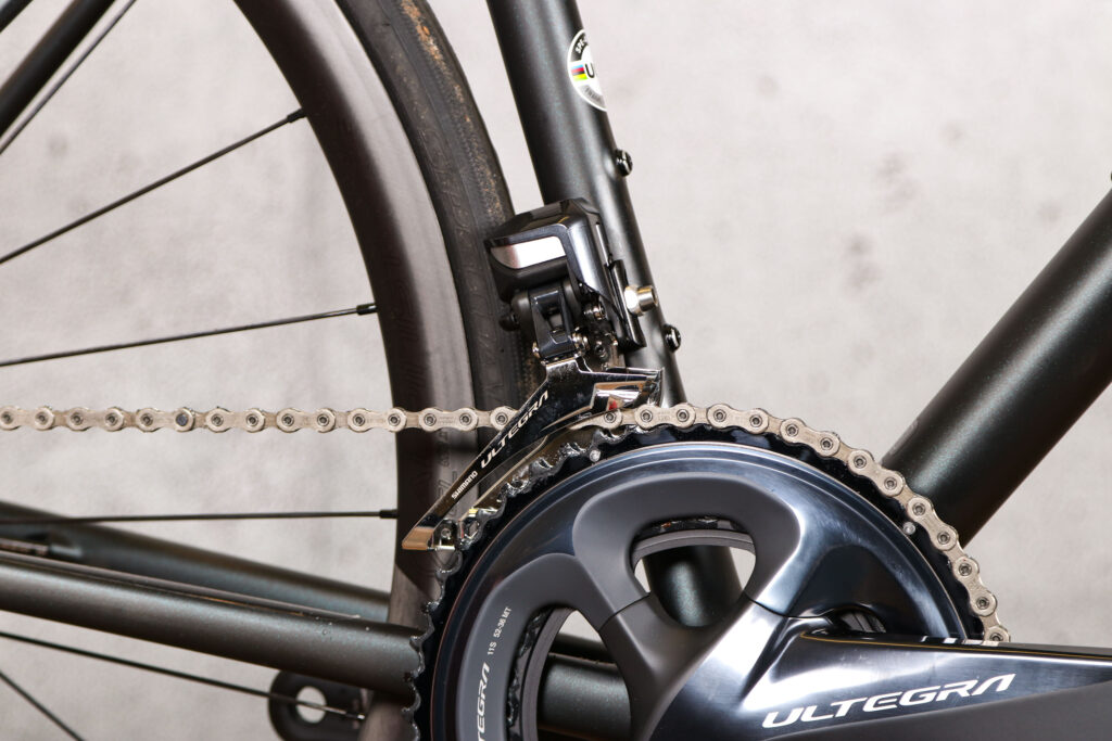 2021 Specialized Aethos Pro Ultegra Di2 – front mech.jpg