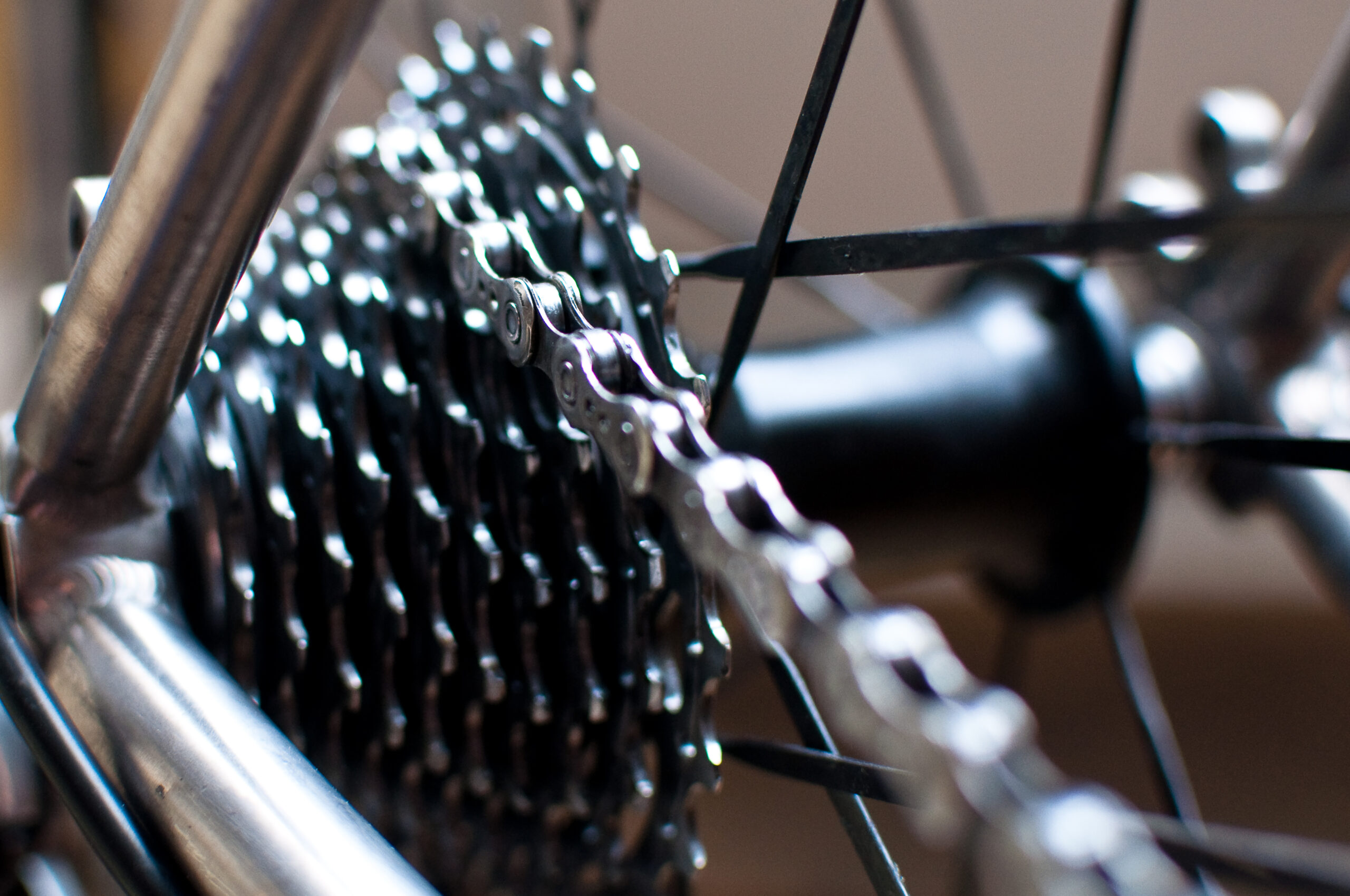 Clean bike chain