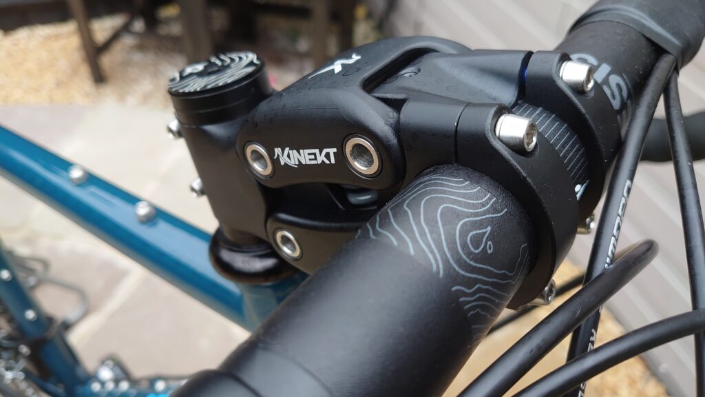 Kinekt Suspension Stem Fitted 1.JPG