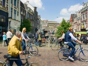 Utrecht cyclists (picture credit Visit-Utrecht.com)