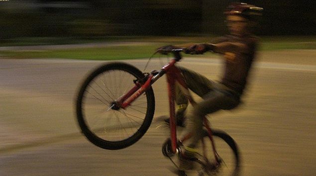 Wheelie (licensed on Flickr under CC BY 2.0 by Carlos Felipe Pardo).JPG