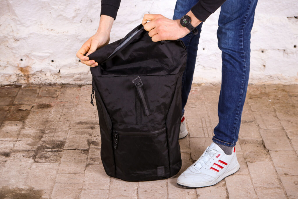 2020 Chrome Blckchrm 22X Yalta 3.0 backpack &ndash; roll top undoing.jpg