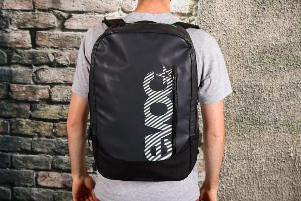 2020 Evoc Commuter 1.8L back pack.jpg