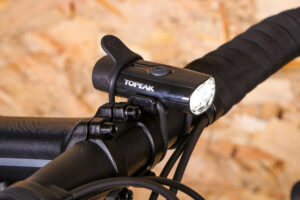 2020 Topeak Headlux 100USB 1.jpg