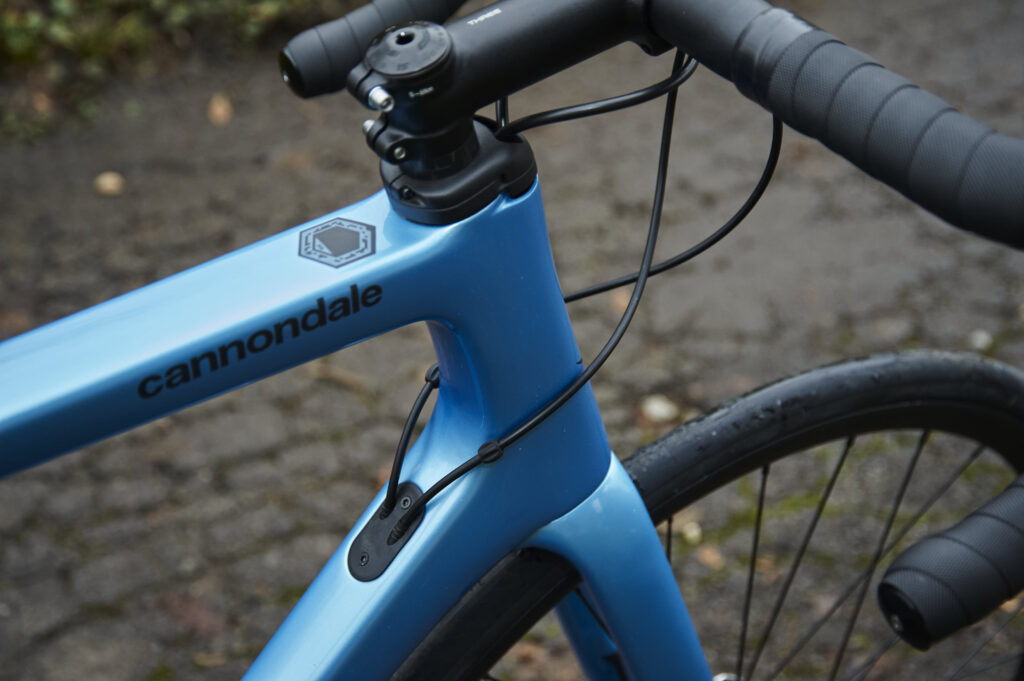 2021 Cannondale SuperSix Evo Carbon Disc 105 – head tube details.jpg