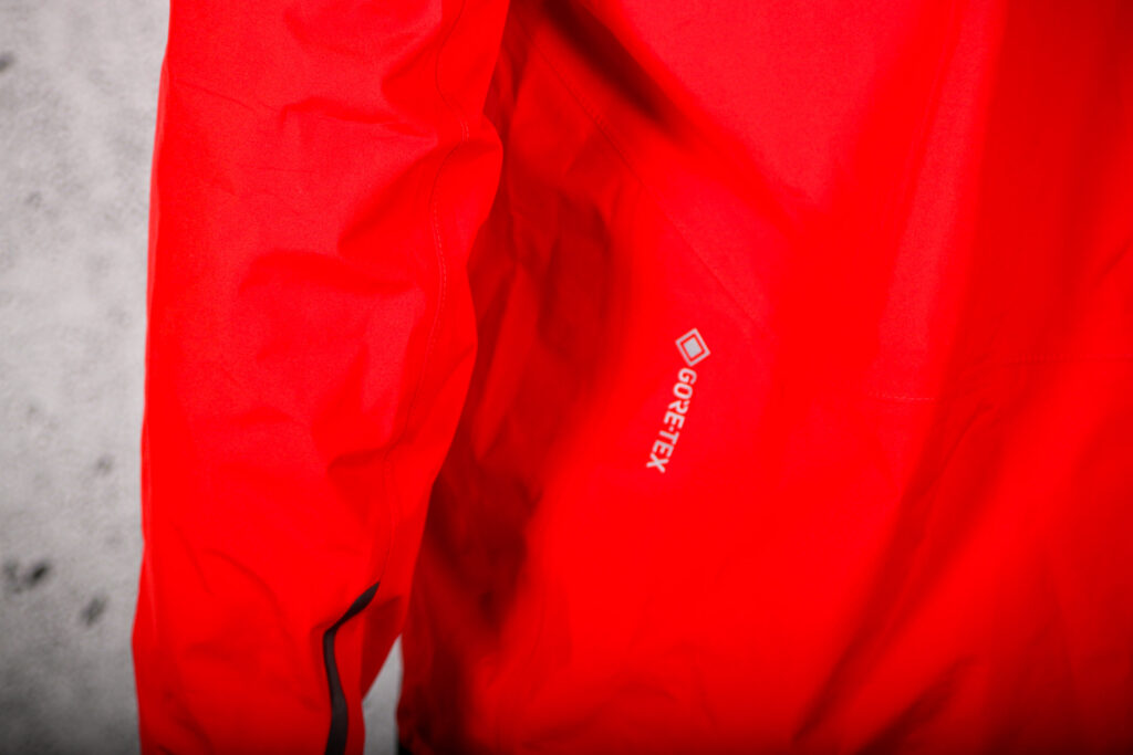2021 Gore Gore-Tex Paclite Jacket – Gore-Tex logo.jpg
